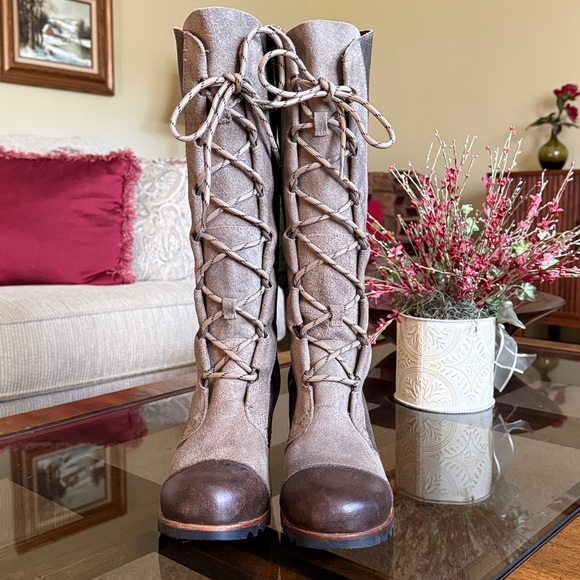 Sorel Cate The Great Tall LaceUp Lug Sole Wedge Boot Style NL2175-227 Size US8.5 - Picture 3 of 17